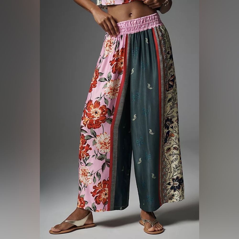 Somerset floral pull on pants: NWT Sz S.